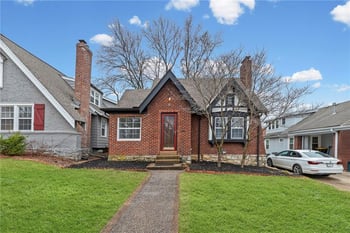 319 70th Ter, Kansas City, MO 64113