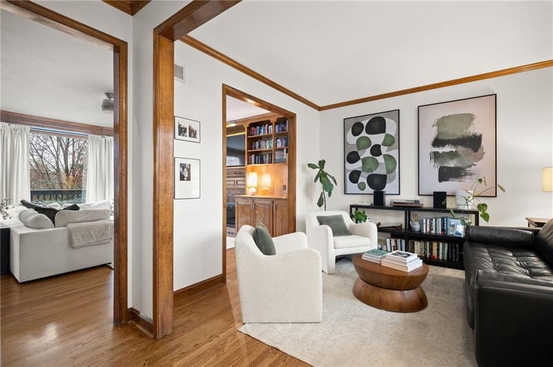 2512 78th St, Kansas City, MO 64118