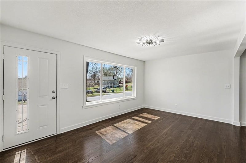 2720 Hagemann St, Kansas City, KS 66106