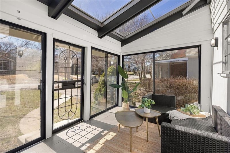 710 63 Ter, Kansas City, MO 64110