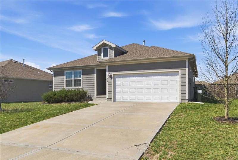 726 Cypress St, Gardner, KS 66030