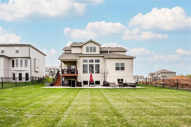 7504 103rd Ter, Kansas City, MO 64157