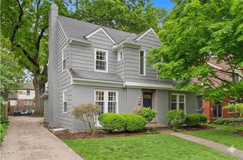 627 74th St, Kansas City, MO 64131