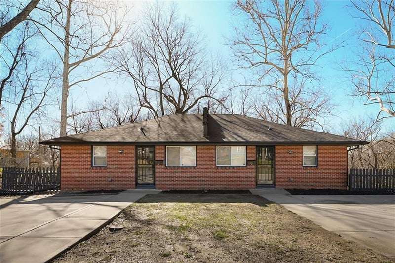 719 E College St, Independence, MO 64055