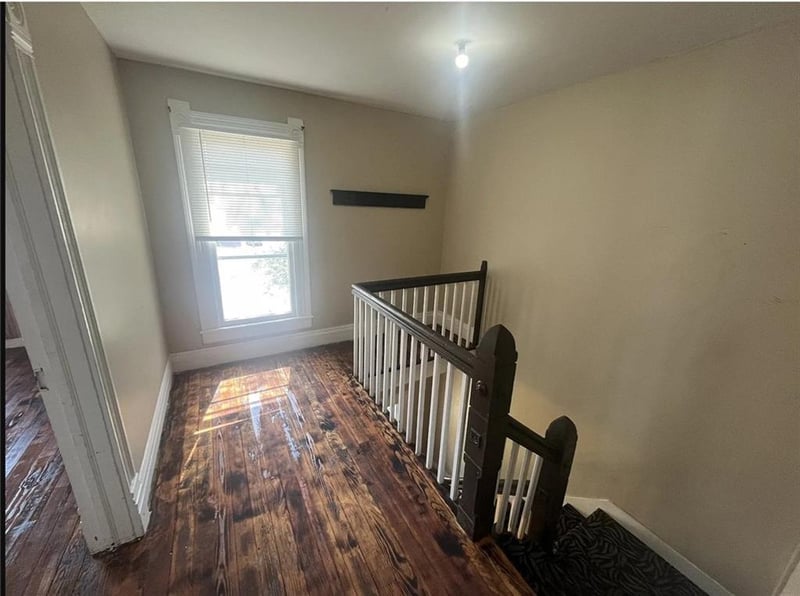 201 E Culton / 203 N College St, Warrensburg, MO 64093