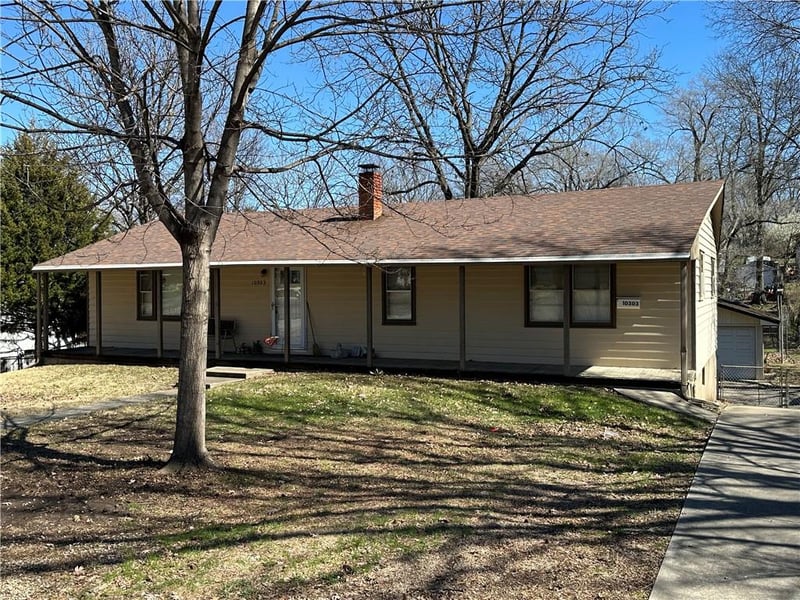 10303 Richmond Ave, Kansas City, MO 64134