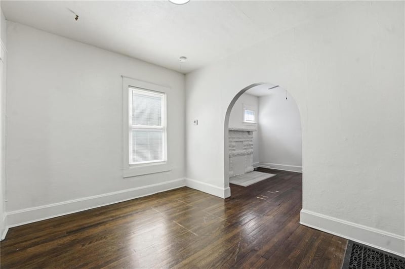 2005 Spruce Ave, Kansas City, MO 64127