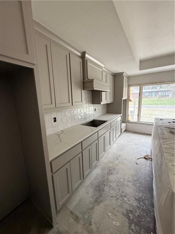 6914 66th Ter, Overland Park, KS 66202