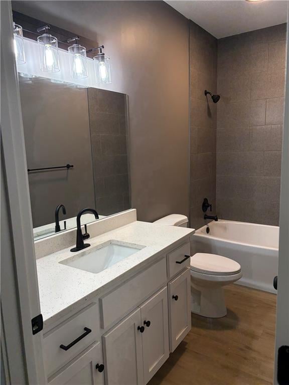 805 Thieme St, Grain Valley, MO 64029