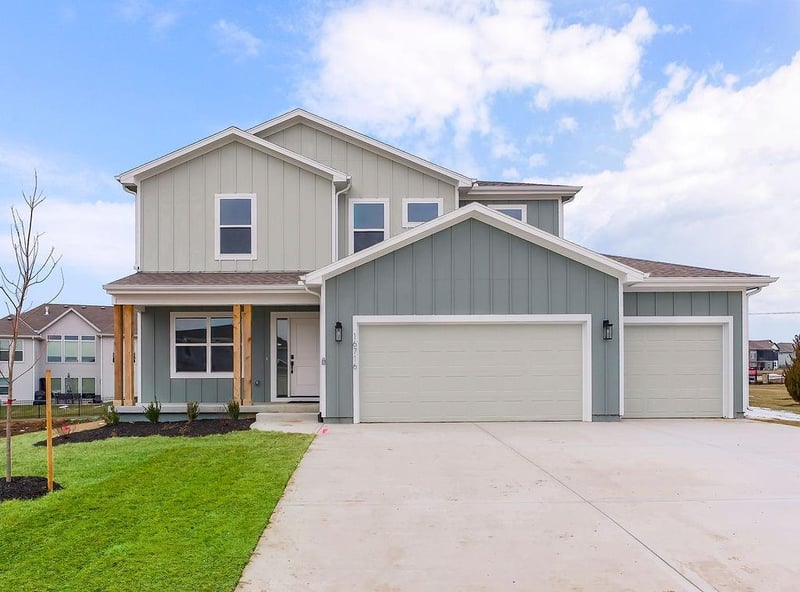 16495 Elmridge St, Olathe, KS 66062