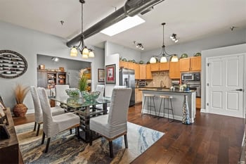 612 Central St #503, Kansas City, MO 64105