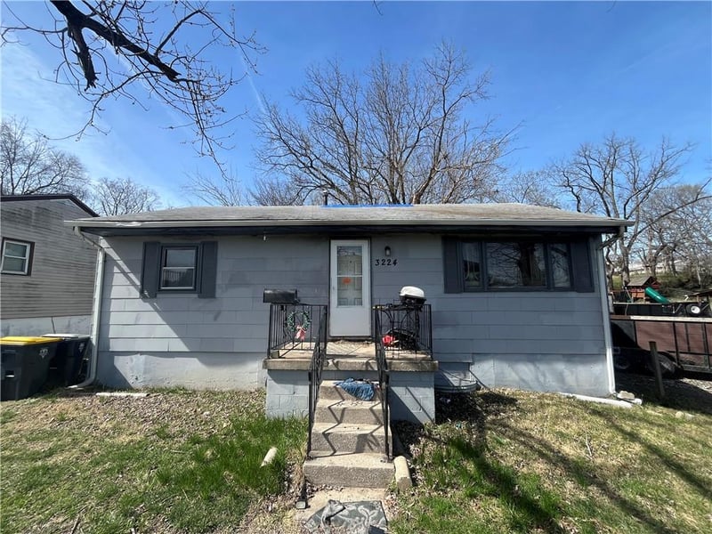 3224 Lister Ave, Kansas City, MO 64128