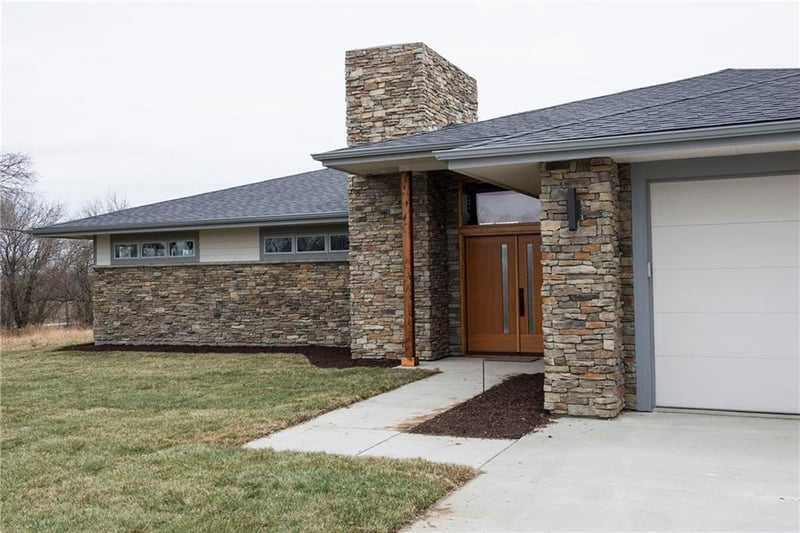 11 1100 Rd, Baldwin City, KS 66066