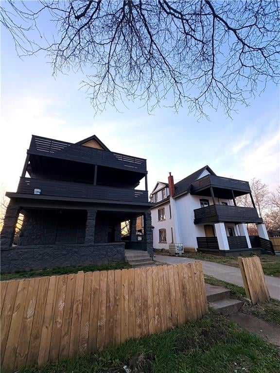 2912 Prospect Ave, Kansas City, MO 64128