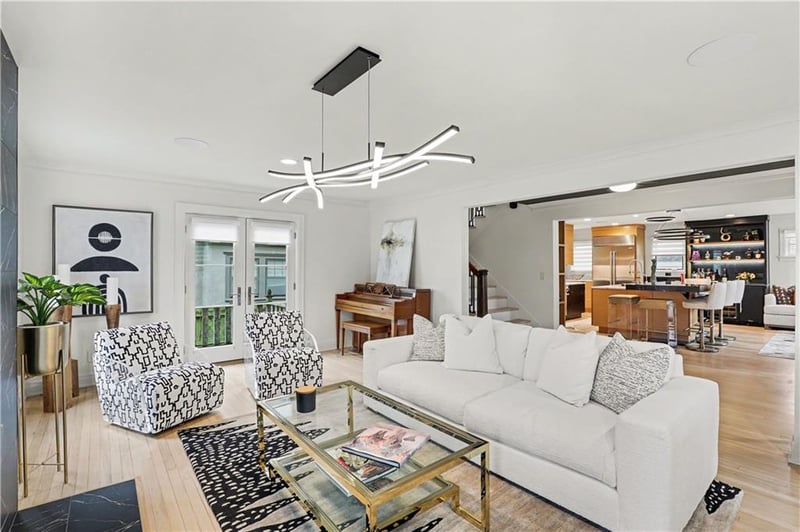 6251 Wornall Rd, Kansas City, MO 64113