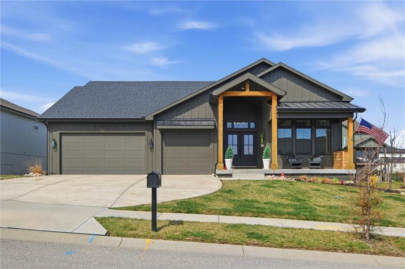 7614 Skiles Ave, Kansas City, MO 64158