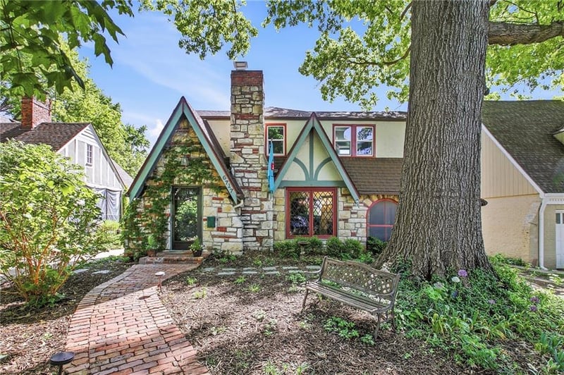 6717 Locust St, Kansas City, MO 64131
