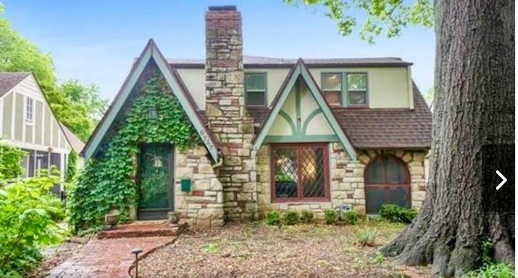 6717 Locust St, Kansas City, MO 64131