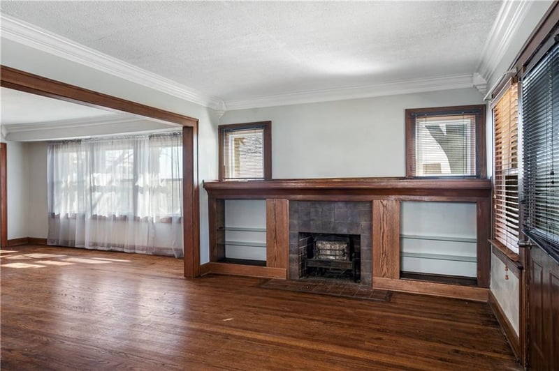 347 Lawn Ave, Kansas City, MO 64124