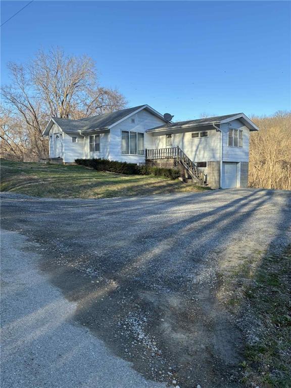 3415 2nd St, St Joseph, MO 64505