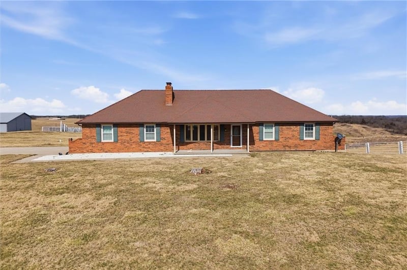10625 Franklin Rd, Richmond, MO 64085