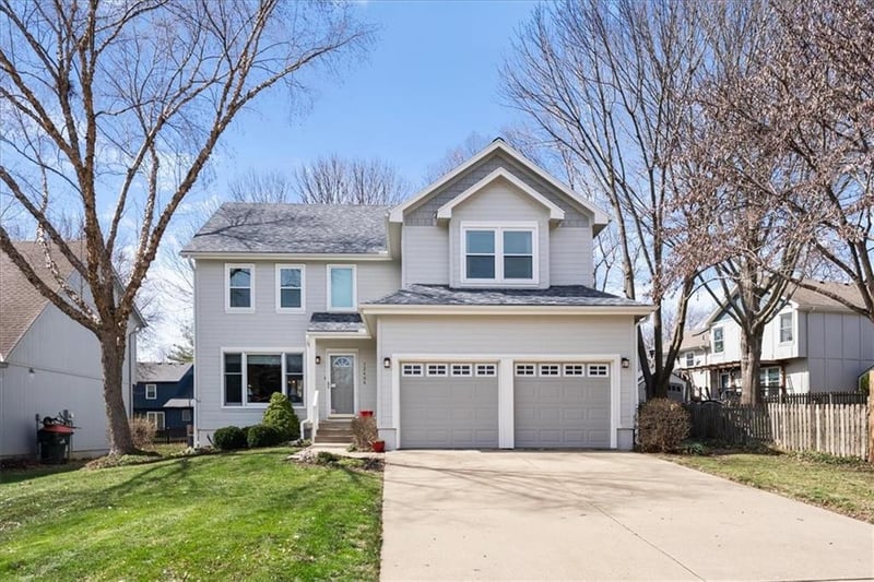 12404 Albervan St, Olathe, KS 66062