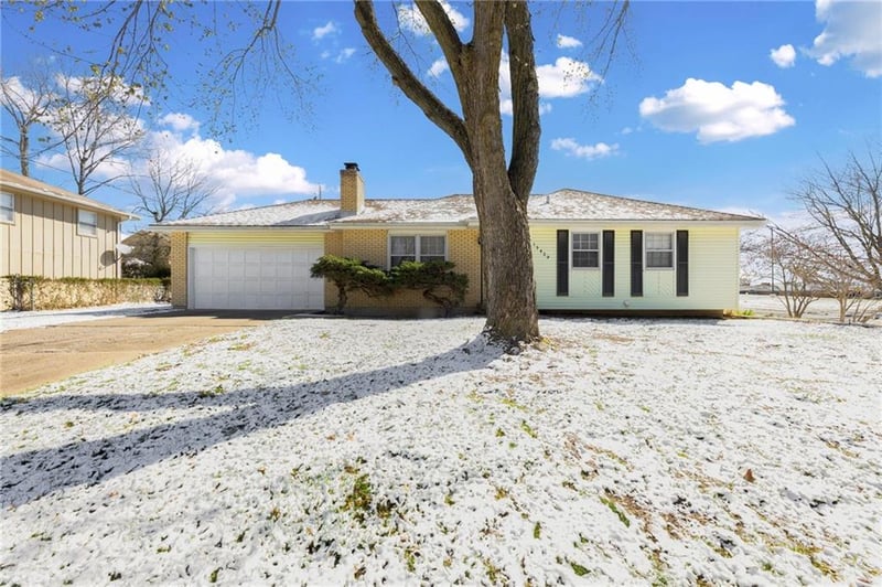 13429 Winchester Ave, Grandview, MO 64030