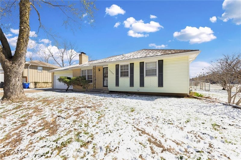 13429 Winchester Ave, Grandview, MO 64030