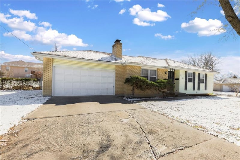 13429 Winchester Ave, Grandview, MO 64030