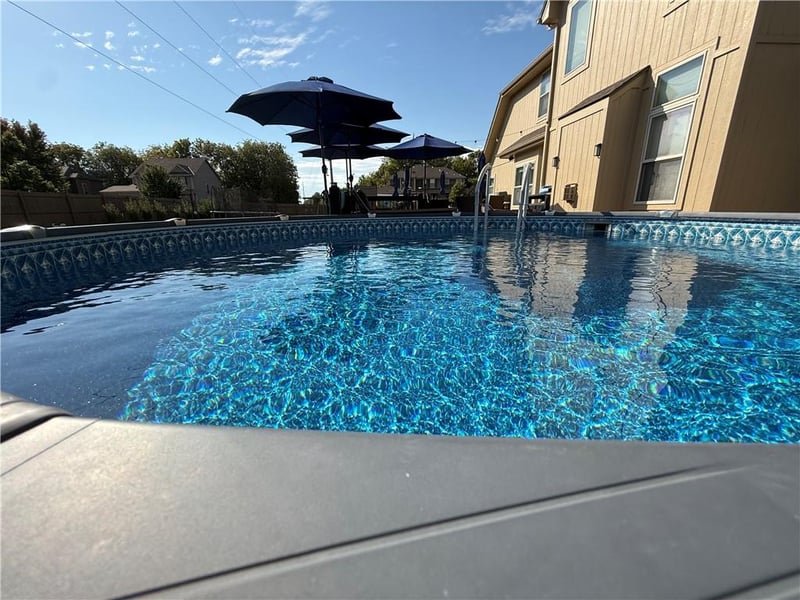 1401 Ernest Way, Lee's Summit, MO 64086