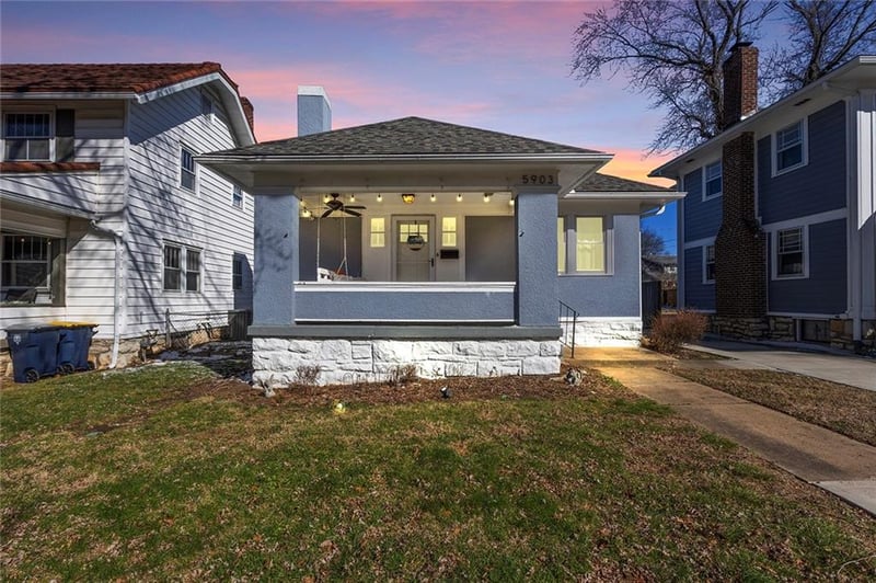 5903 Cherry St, Kansas City, MO 64110