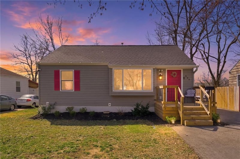 409 86th Ter, Kansas City, MO 64114