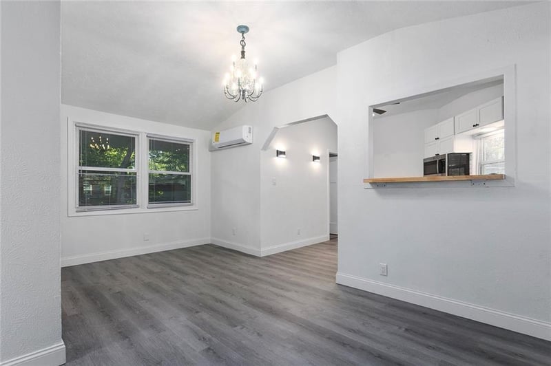 3344 57th St, Kansas City, KS 66104