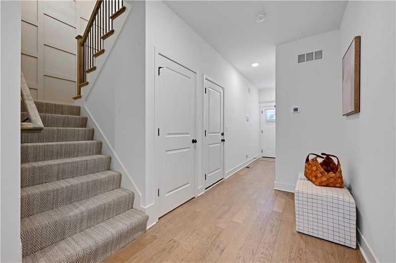 3336 Tracy Ave, Kansas City, MO 64109