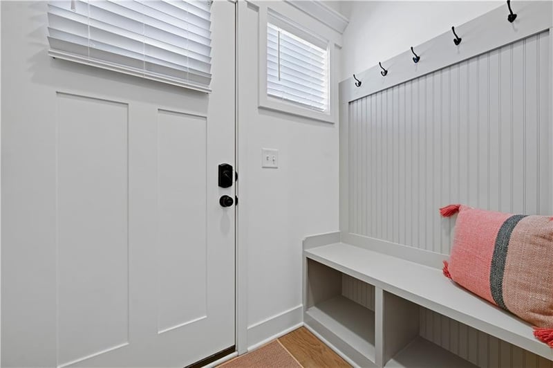 3336 Tracy Ave, Kansas City, MO 64109