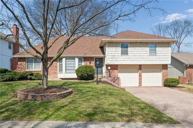 10104 98th Ter, Overland Park, KS 66212