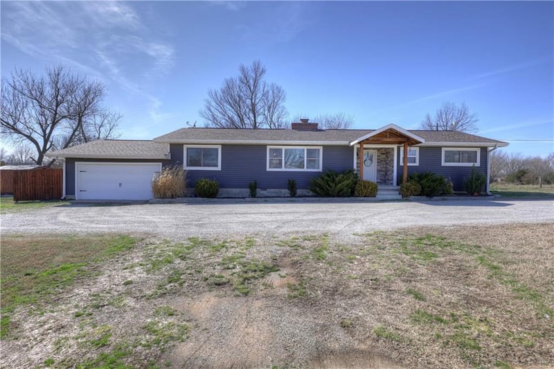 3420 Lostine Rd, Columbus, KS 66725