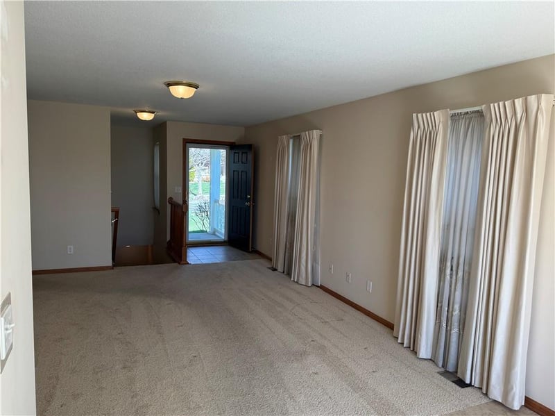 3637 84th Ter, Kansas City, MO 64154