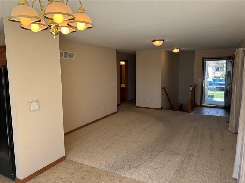 3637 84th Ter, Kansas City, MO 64154