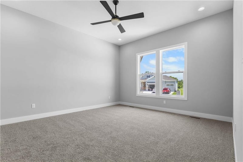 17162 Laurelwood St, Olathe, KS 66062