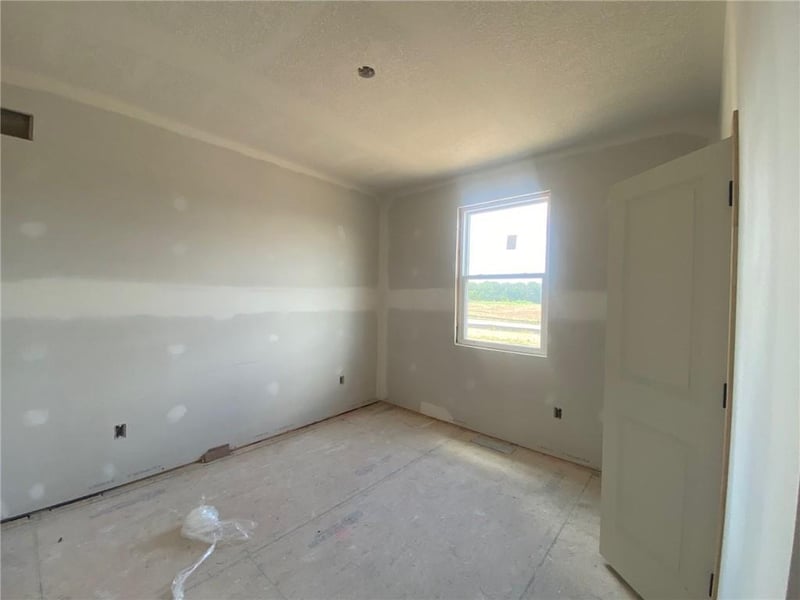 19324 Mahaffie St, Spring Hill, KS 66083