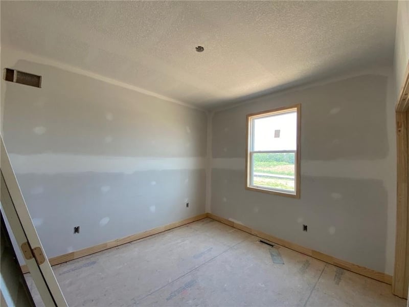 19324 Mahaffie St, Spring Hill, KS 66083