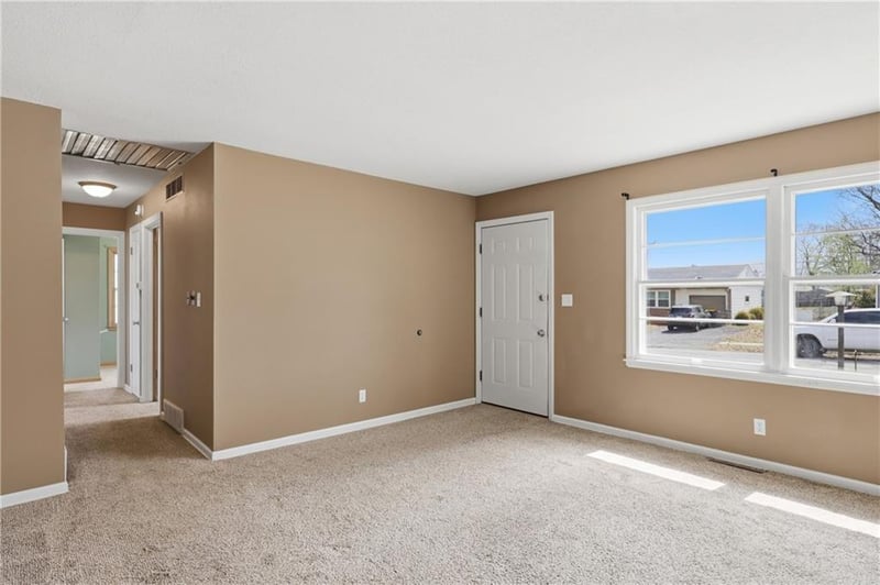 5106 44th St, Kansas City, MO 64117