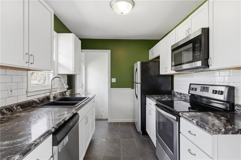 5106 44th St, Kansas City, MO 64117