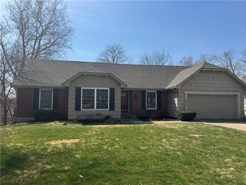 5617 86th St, Overland Park, KS 66207