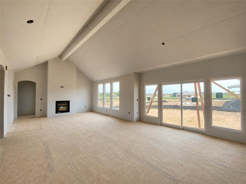 19317 Skyview Ln, Spring Hill, KS 66083