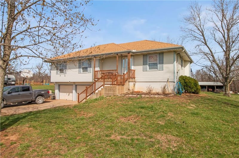 3308 303rd St, Cleveland, MO 64734