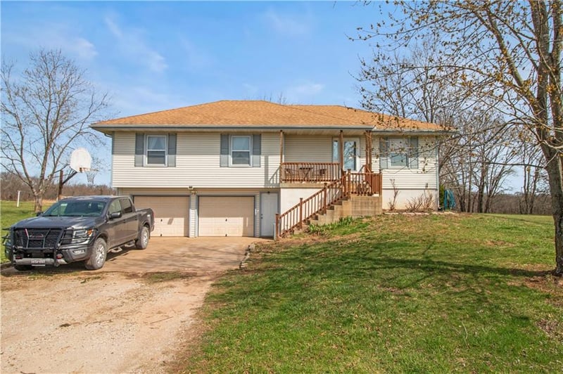 3308 303rd St, Cleveland, MO 64734