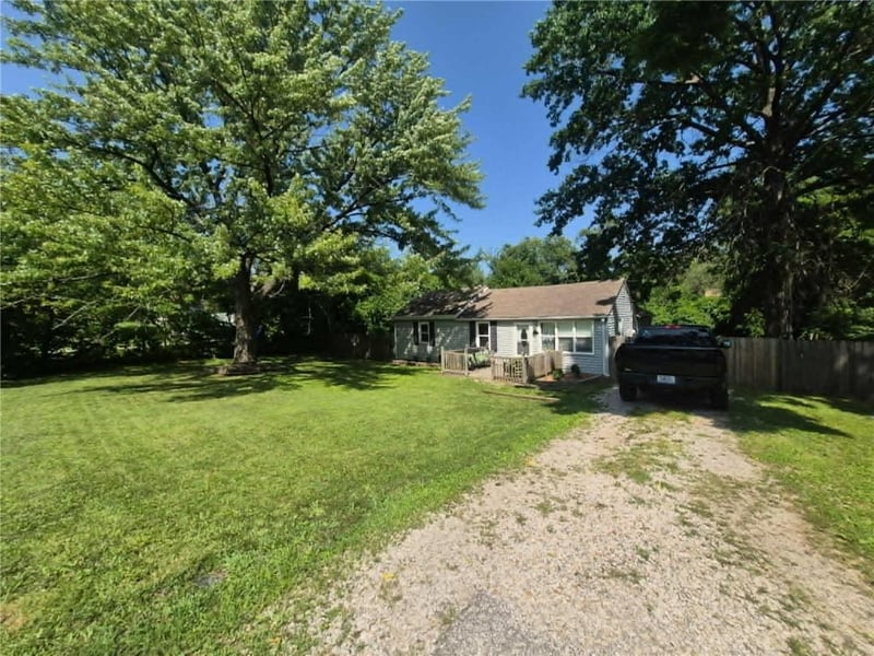 5417 Laurel Ave, Raytown, MO 64133