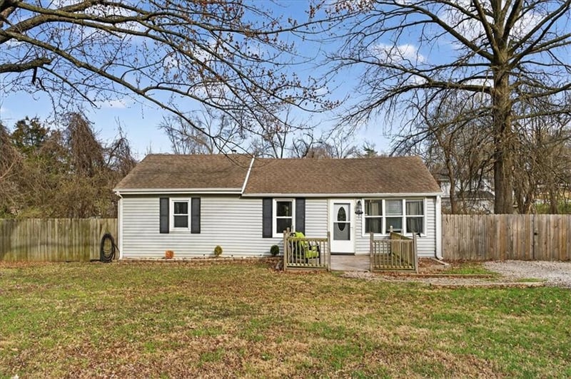 5417 Laurel Ave, Raytown, MO 64133